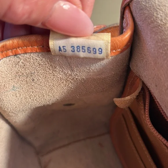 Dooney & Bourke Cream and Brown Leather Satchel Excellent Used condition - Picture 14 of 14